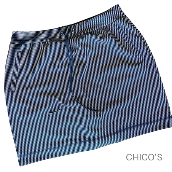 CHICO’S | NWOT ZENERGY SKORT NAVY BLUE & WHITE STRIPED UPF 50 | SIZE: 8/10 - Picture 1 of 13